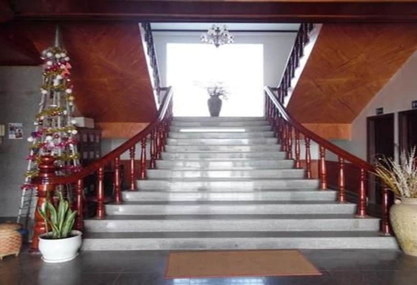 Отель Friendship