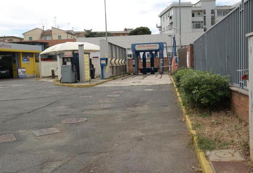 هتل Houston Livorno   Struttura Esclusivamente Turistica   Not For Business Or Workers