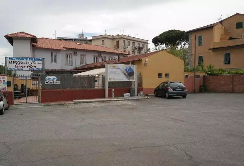 هتل Houston Livorno   Struttura Esclusivamente Turistica   Not For Business Or Workers