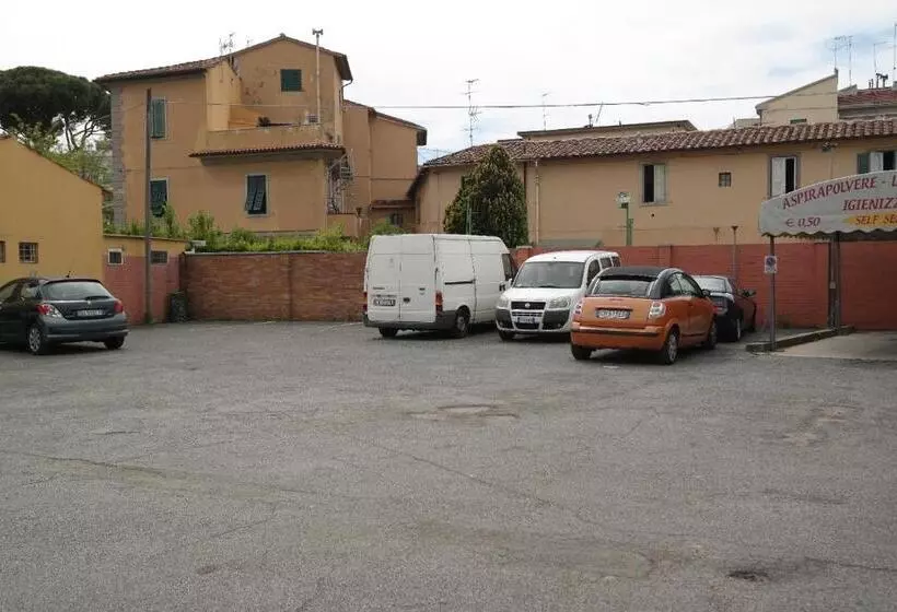هتل Houston Livorno   Struttura Esclusivamente Turistica   Not For Business Or Workers