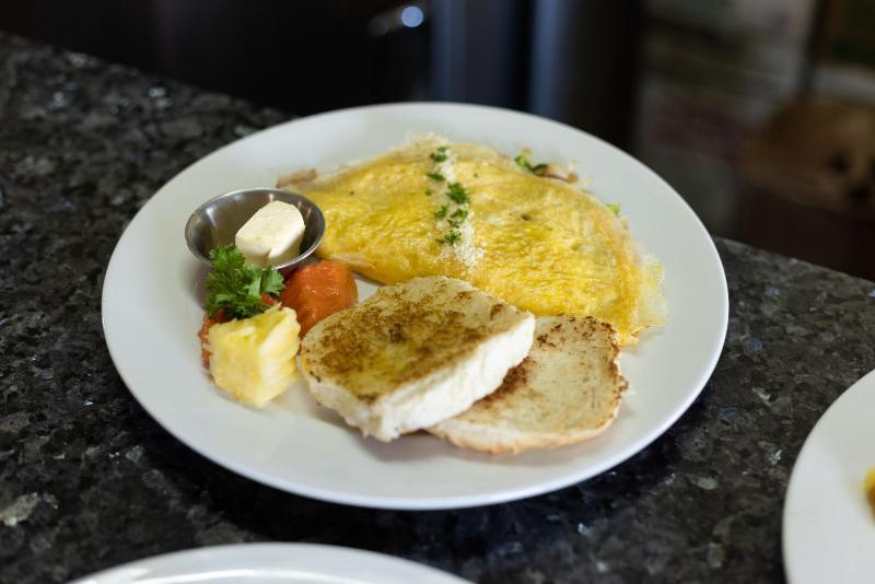 בית מלון כפרי Lina Point Belize Overwater Resort