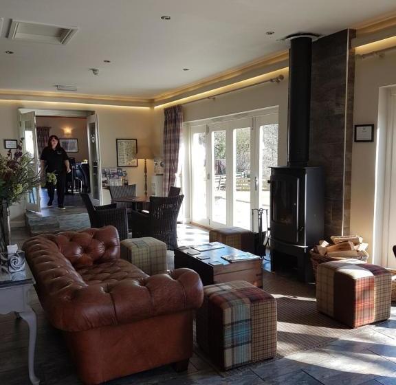 酒店 Loch Ness Guest House