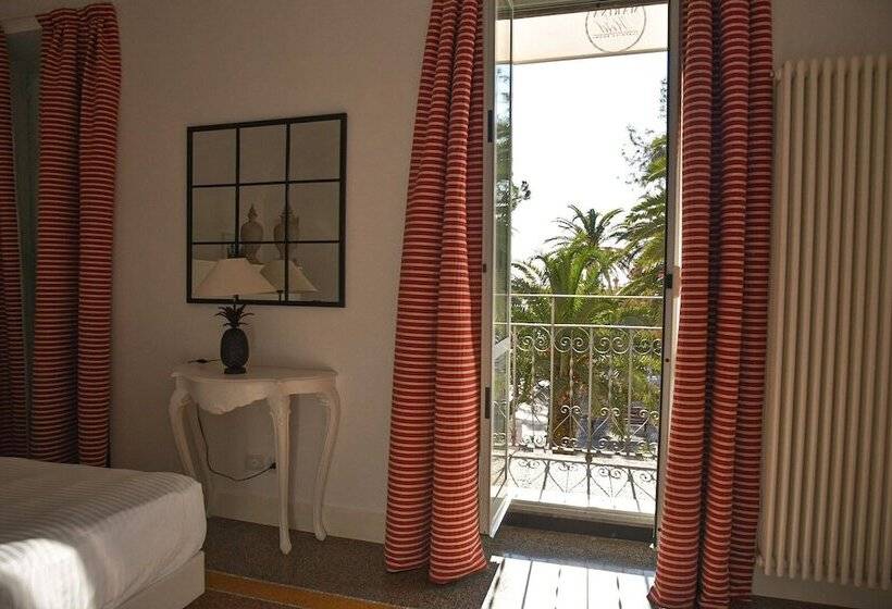 فندق Marina Charming Rooms