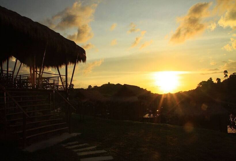 Отель Phuree Hut