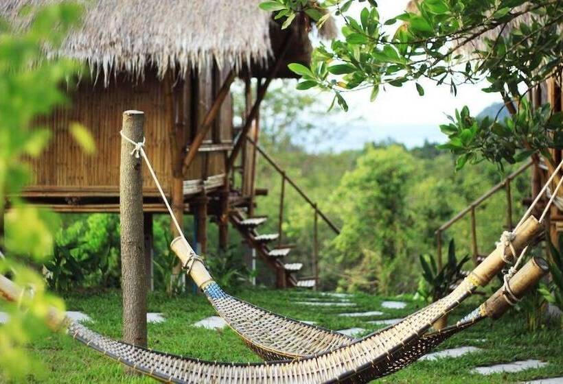 Отель Phuree Hut