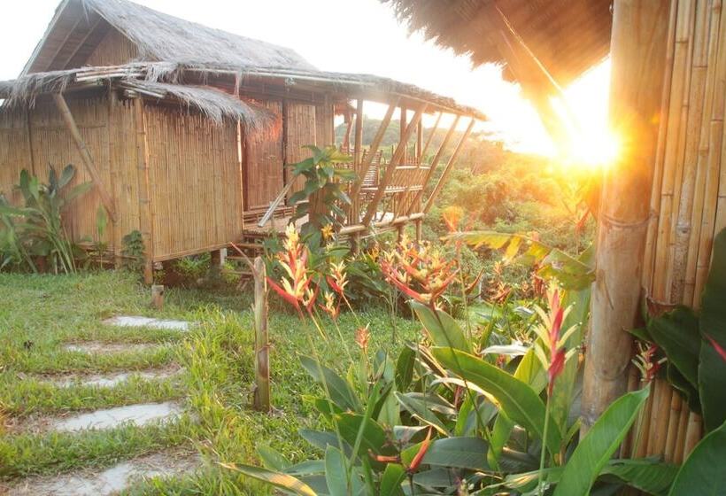 Отель Phuree Hut