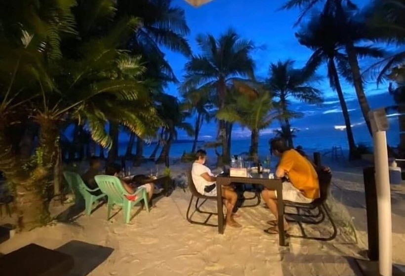 酒店 Residencia Boracay