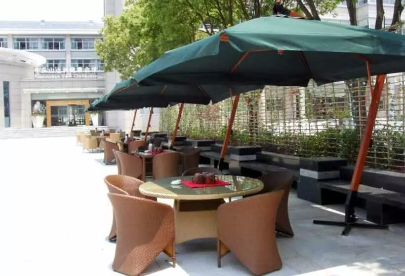 Hotelli S&n Niutoushan Resort