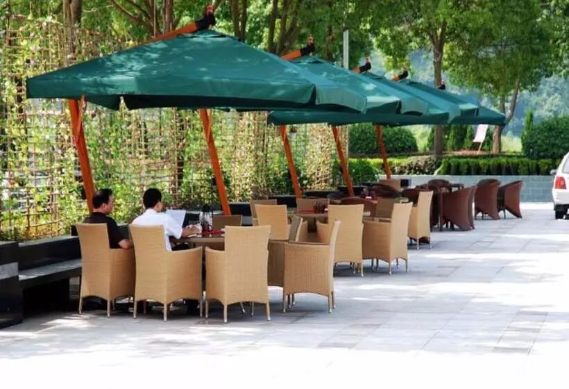 Hotelli S&n Niutoushan Resort
