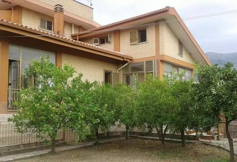 هتل Villa Lucia Affitta Camere