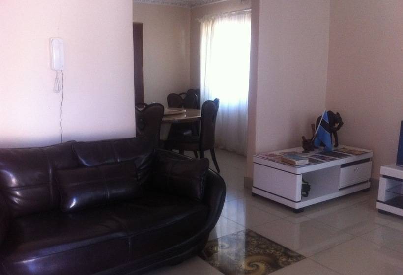 هتل Amariah Guest House