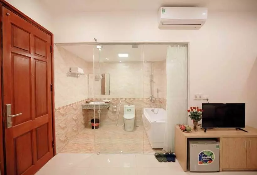 Anova Airport Hotel   Convenient & Friendly