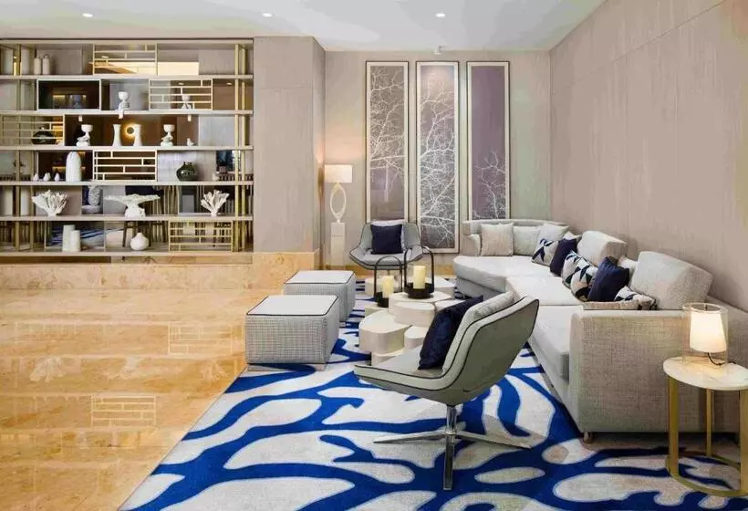 ホテル Beach Rotana – All Suites