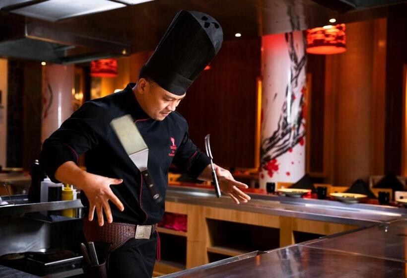 Hôtel Beach Rotana – All Suites