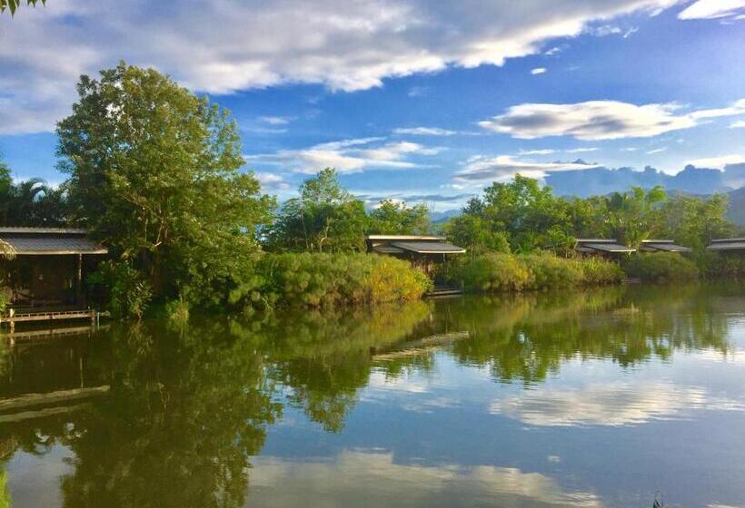 Otel Bueng Pai Farm บึงปายฟาร์ม