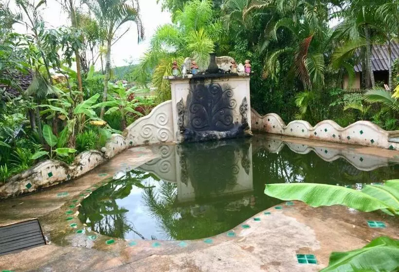 Hotelli Bueng Pai Farm บึงปายฟาร์ม