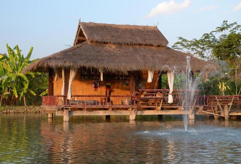Otel Bueng Pai Farm บึงปายฟาร์ม