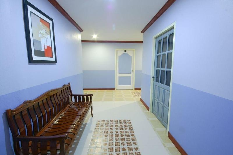 Отель Homeland Resort