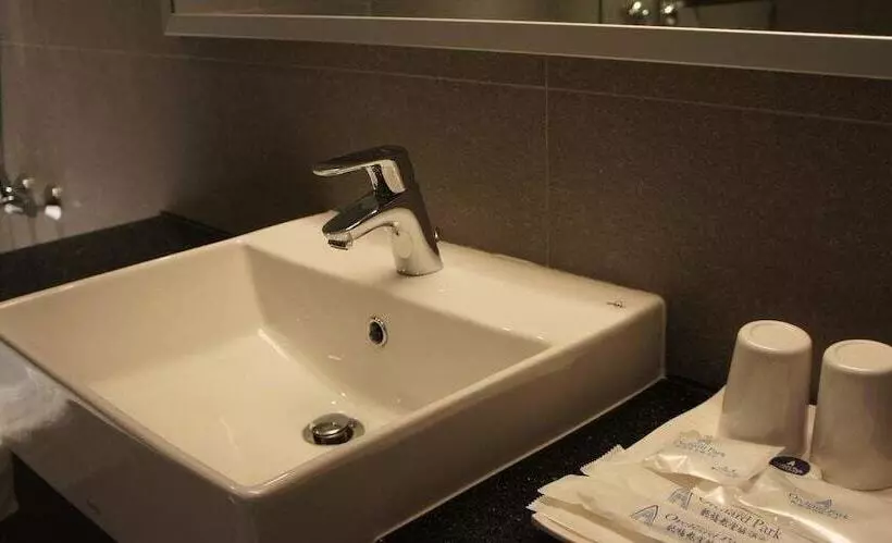 هتل Orchard Park  New Wing