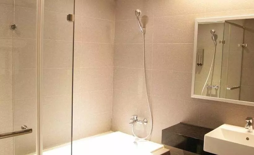 هتل Orchard Park  New Wing