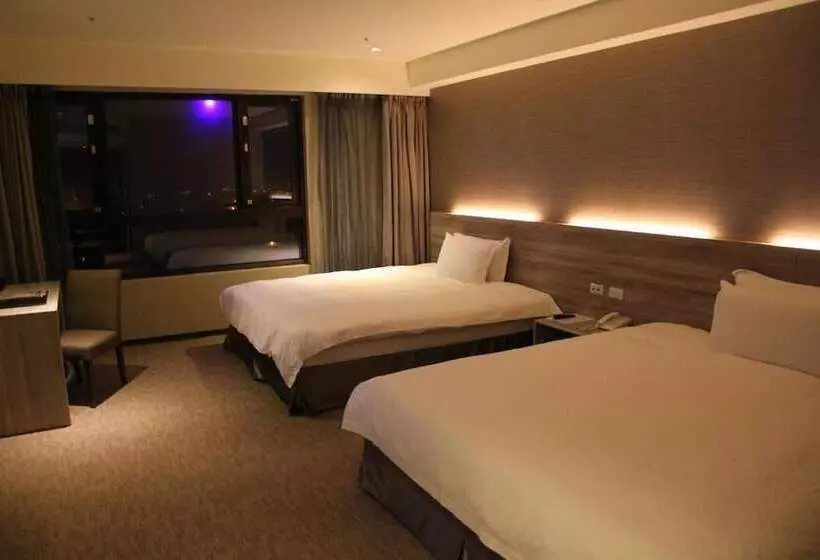 هتل Orchard Park  New Wing