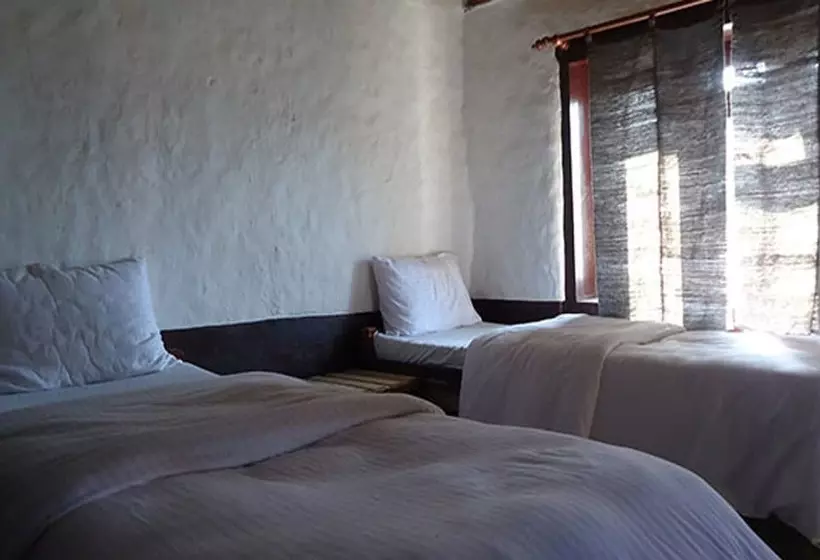 هتل Red House Lodge