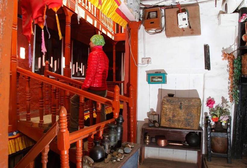 هتل Red House Lodge