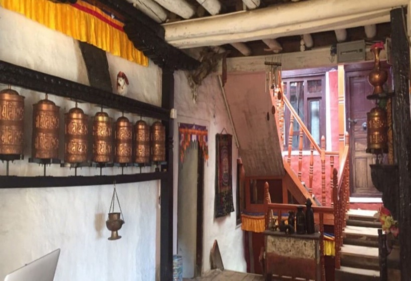 هتل Red House Lodge