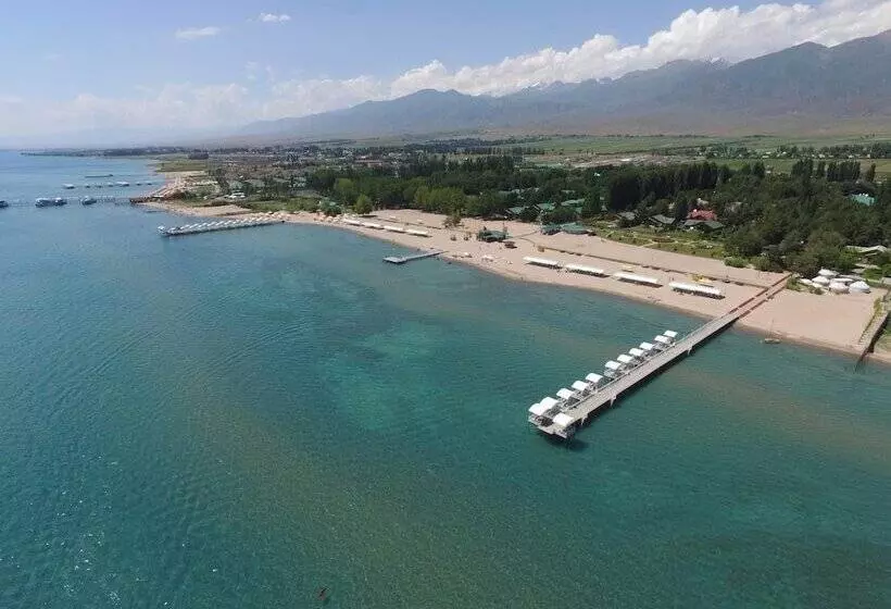 هتل Resort Center Raduga