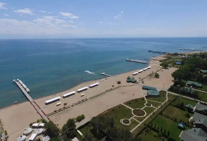 هتل Resort Center Raduga
