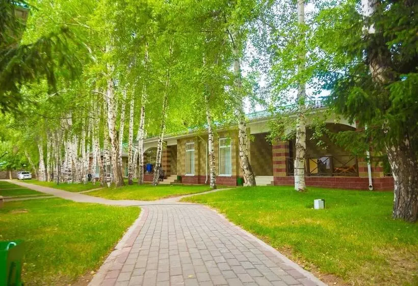 هتل Resort Center Raduga