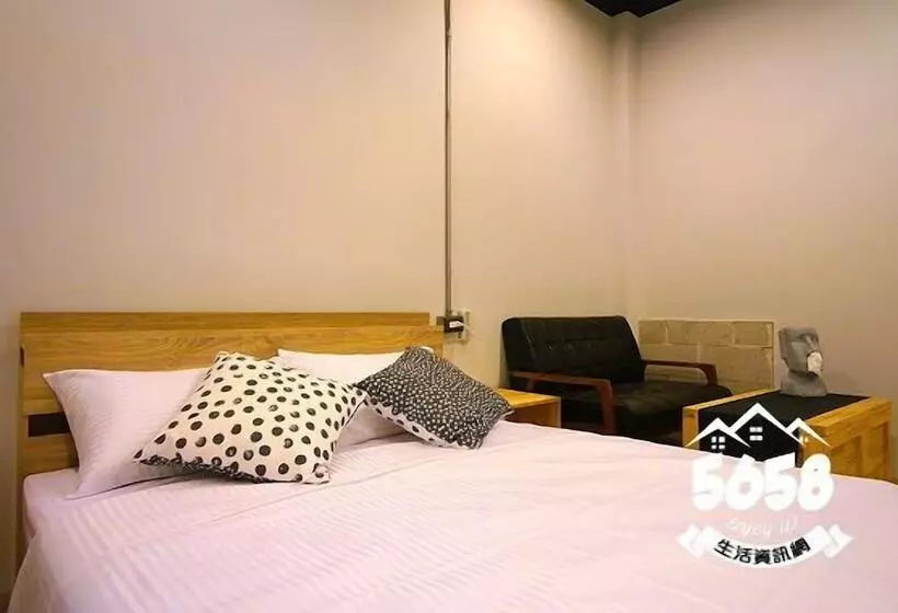 هتل Wuhoo House