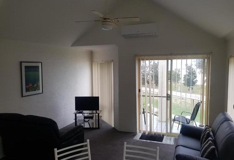 Hotel Bayview Apartments