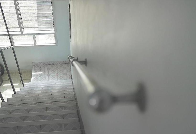 فندق Fame Guesthouse