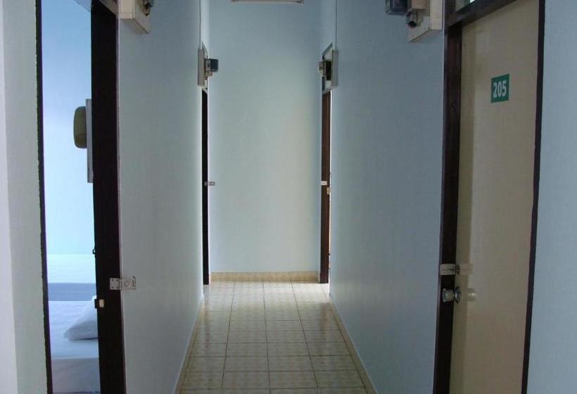 فندق Fame Guesthouse