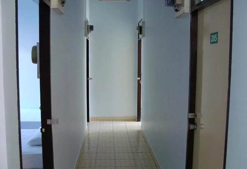 هتل Fame Guesthouse