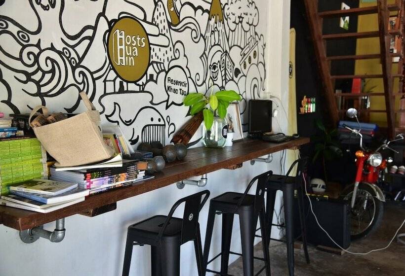 Hotel Hosts Huahin Hostel