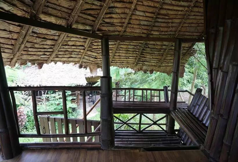 هتل Jiang Lha Village