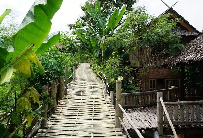 هتل Jiang Lha Village