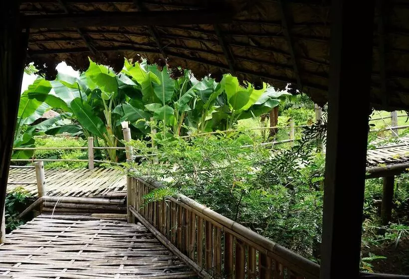 هتل Jiang Lha Village