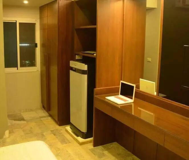 هتل Lkp Apartment