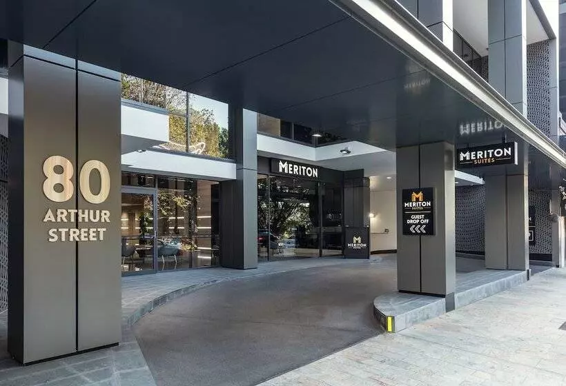 Hotelli Meriton Suites North Sydney