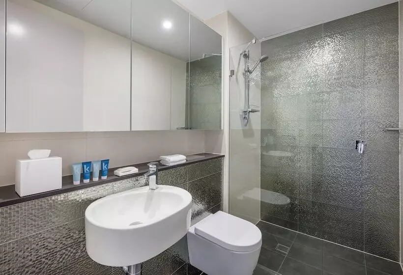Hotelli Meriton Suites North Sydney