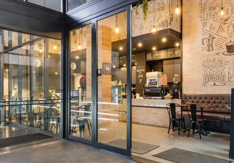 ホテル Meriton Suites North Sydney