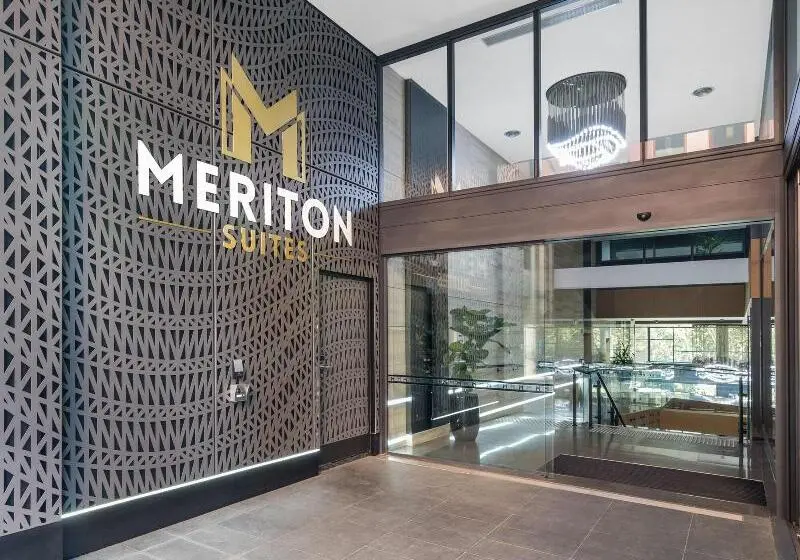 ホテル Meriton Suites North Sydney