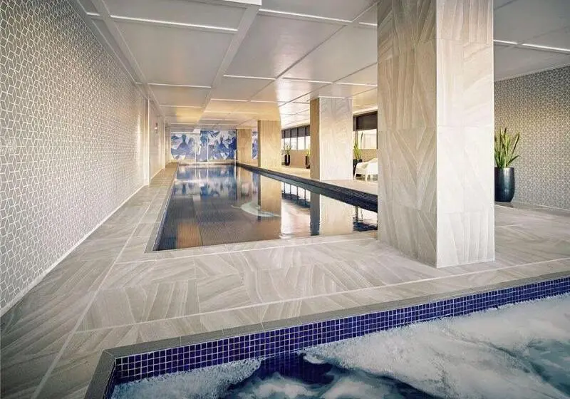 ホテル Meriton Suites North Sydney