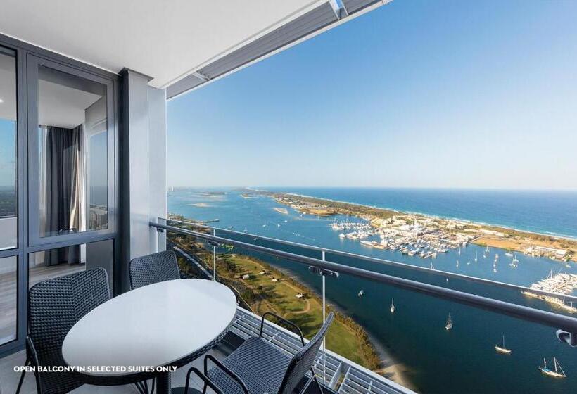 호텔 Meriton Suites Southport