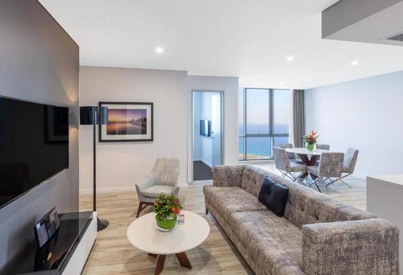 호텔 Meriton Suites Southport