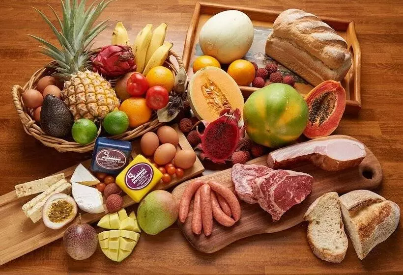 Hotelli Sharlynn By The River