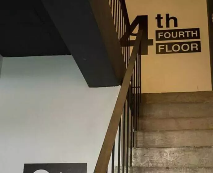 هتل Sleepcase Hostel